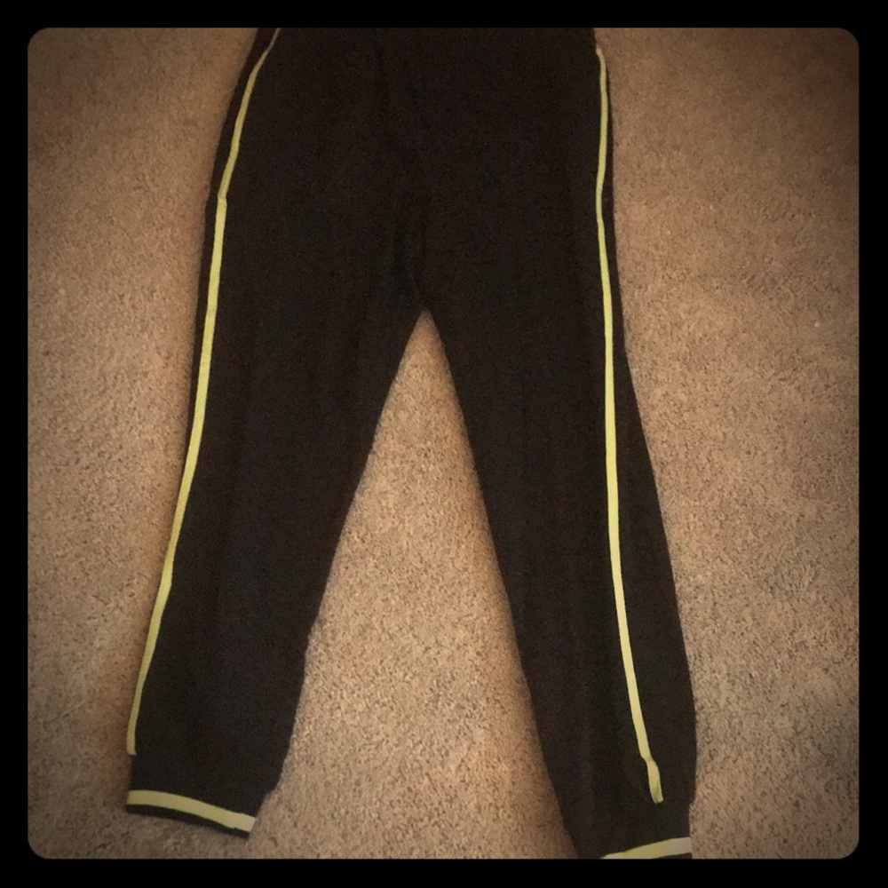 Joe Boxer sweat pants.